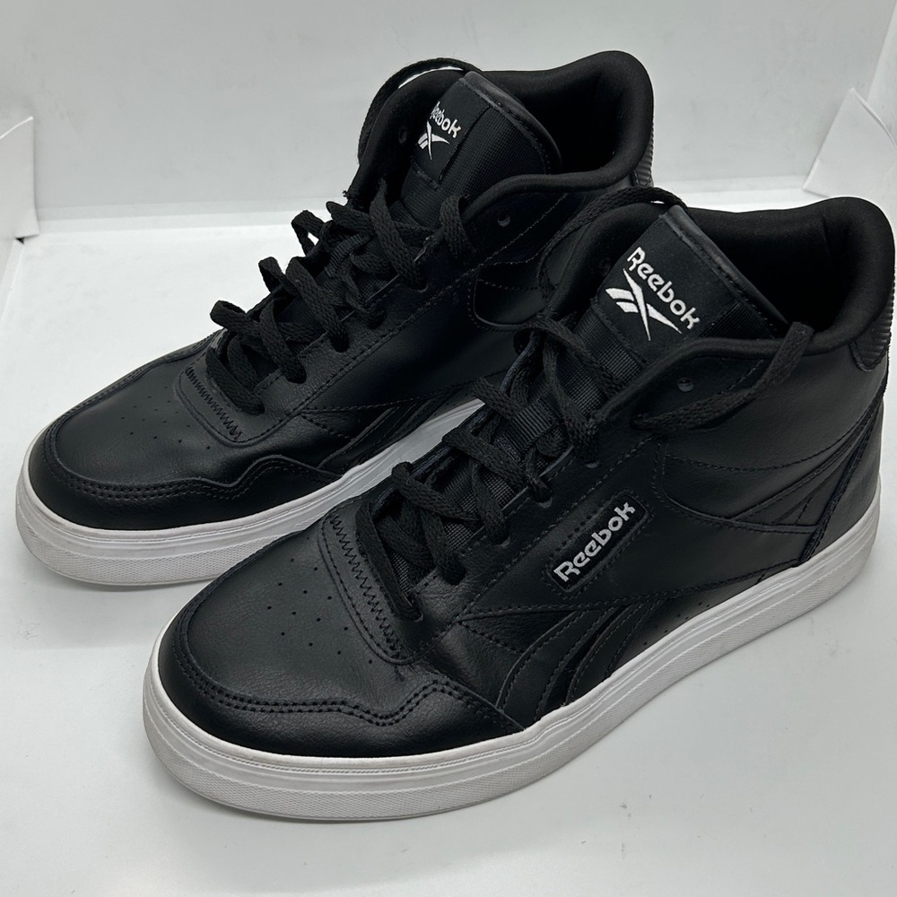 Reebok Women’s Black and White High-Top Sneakers Size 8